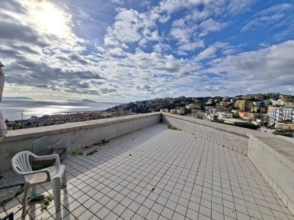 appartamento in affitto a Napoli in zona Arenella