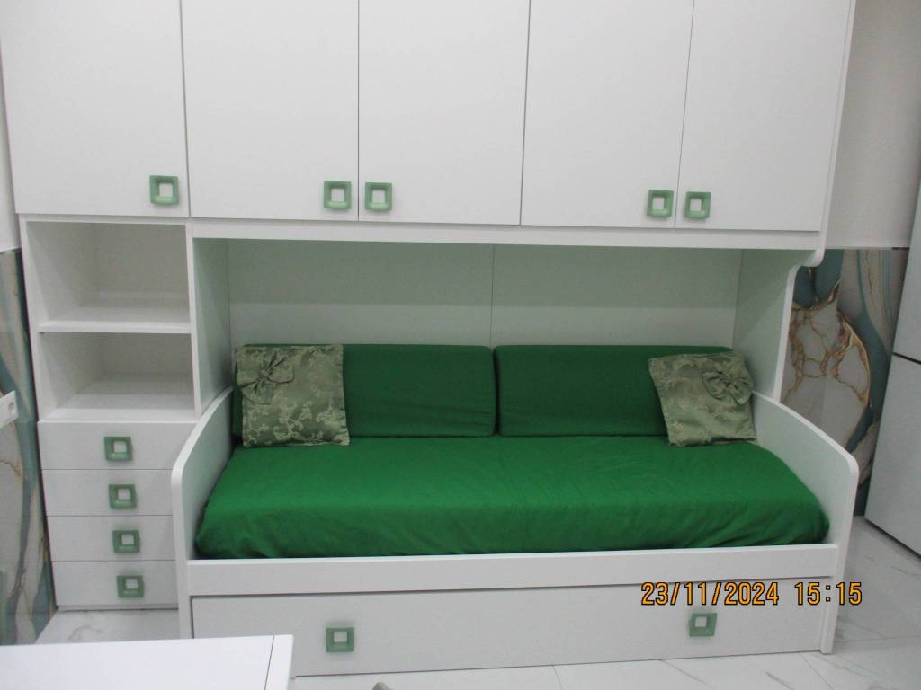 appartamento in affitto a Napoli in zona Stella