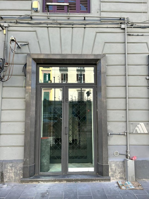 ufficio in affitto a Napoli in zona Chiaia