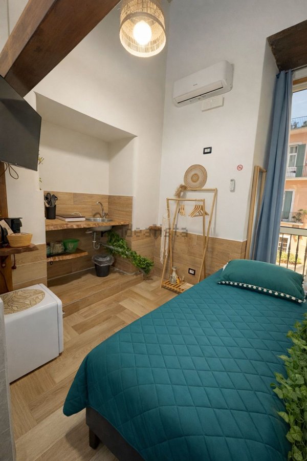 appartamento in affitto a Napoli in zona Pendino / San Giuseppe