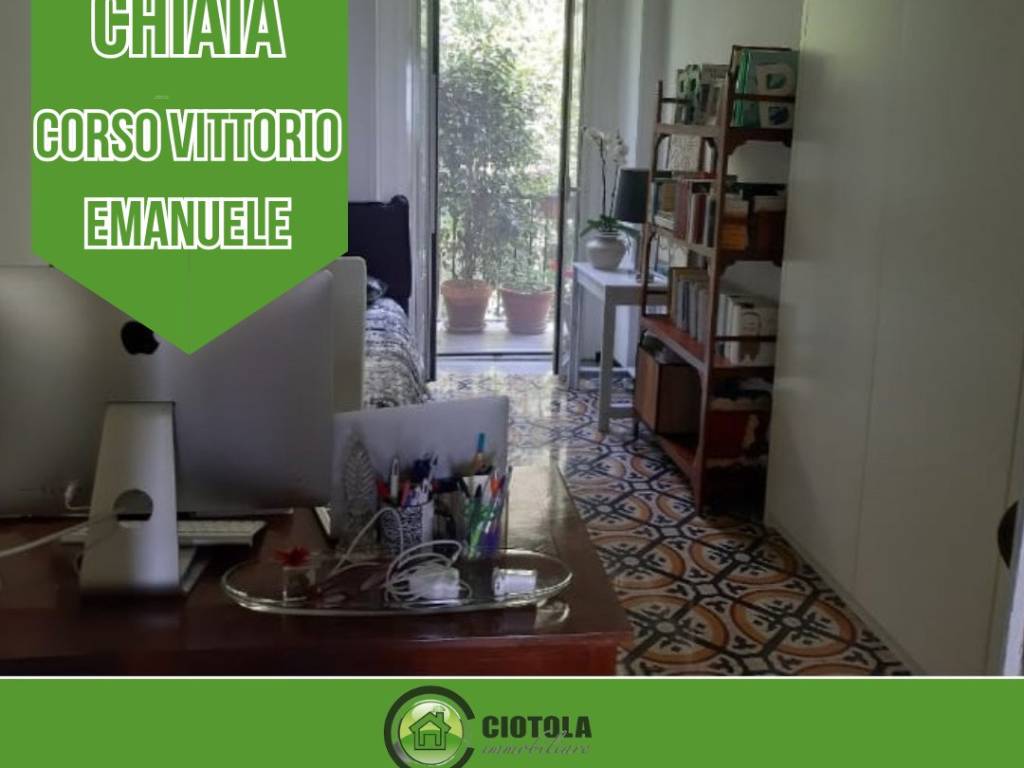 appartamento in affitto a Napoli in zona Chiaia