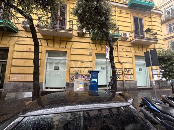 negozio in affitto a Napoli in zona Pendino / San Giuseppe