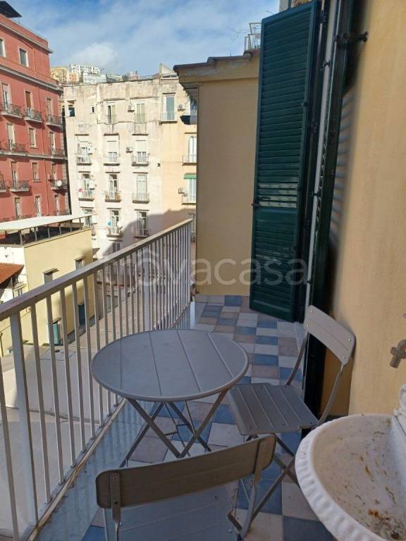 appartamento in affitto a Napoli in zona Chiaia