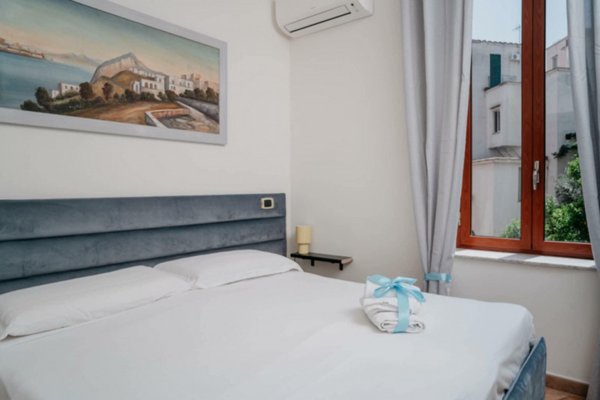 appartamento in affitto a Napoli in zona Stella