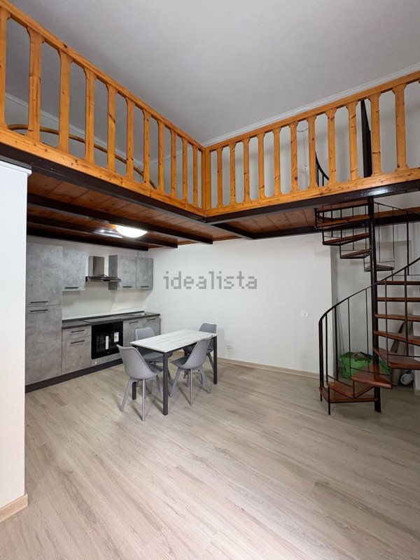 appartamento in affitto a Napoli