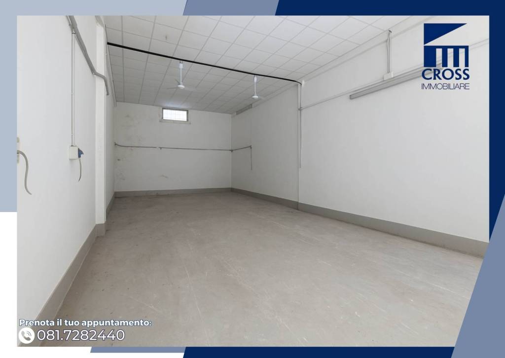 negozio in affitto a Napoli in zona Bagnoli