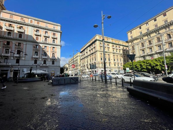 appartamento in affitto a Napoli in zona Mercato