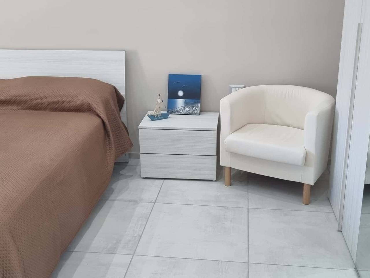 negozio in affitto a Napoli in zona Pendino / San Giuseppe