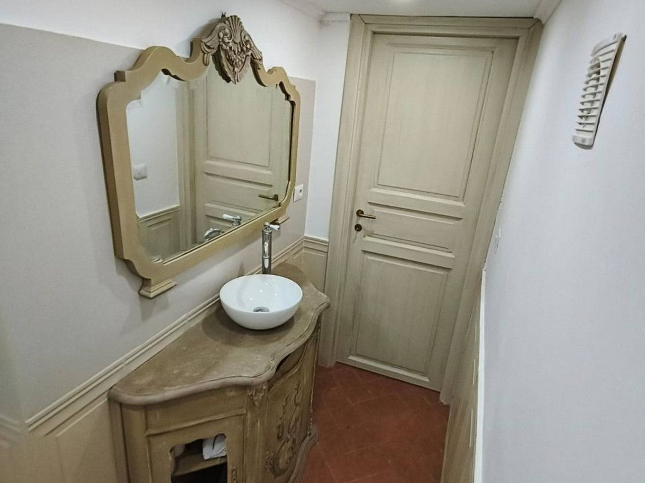 appartamento in affitto a Napoli in zona Stella