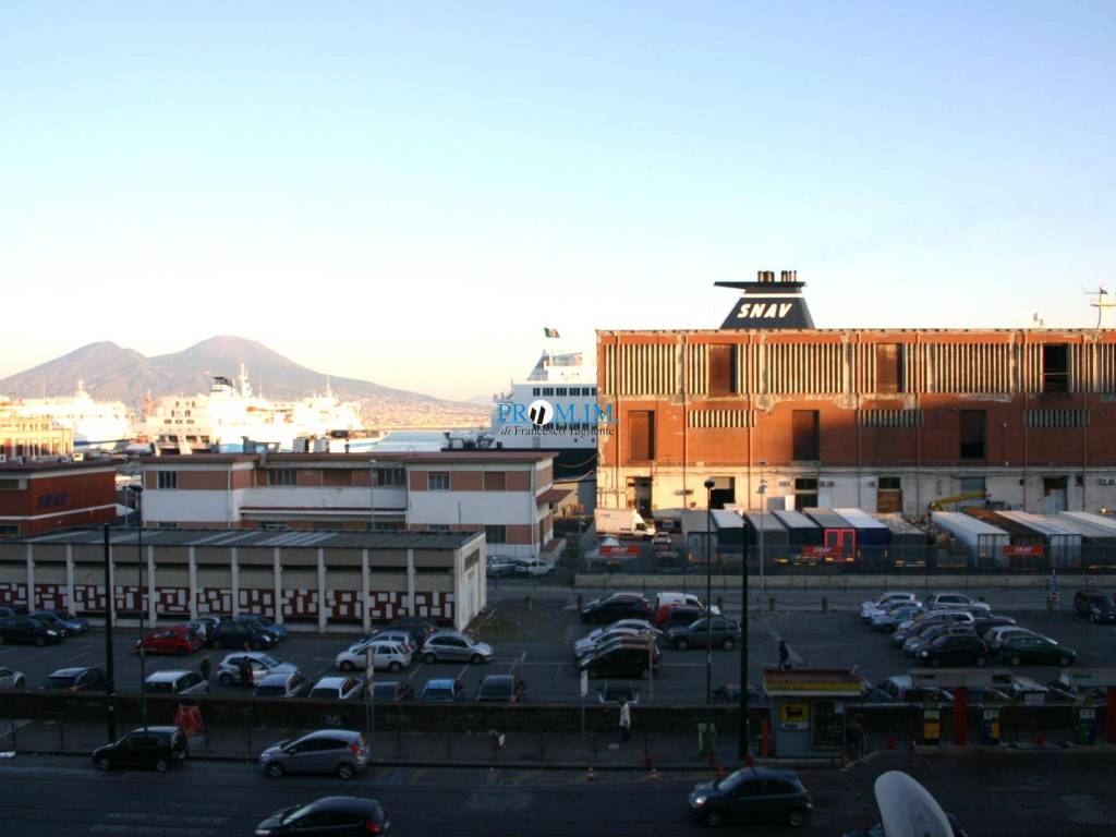 ufficio in affitto a Napoli