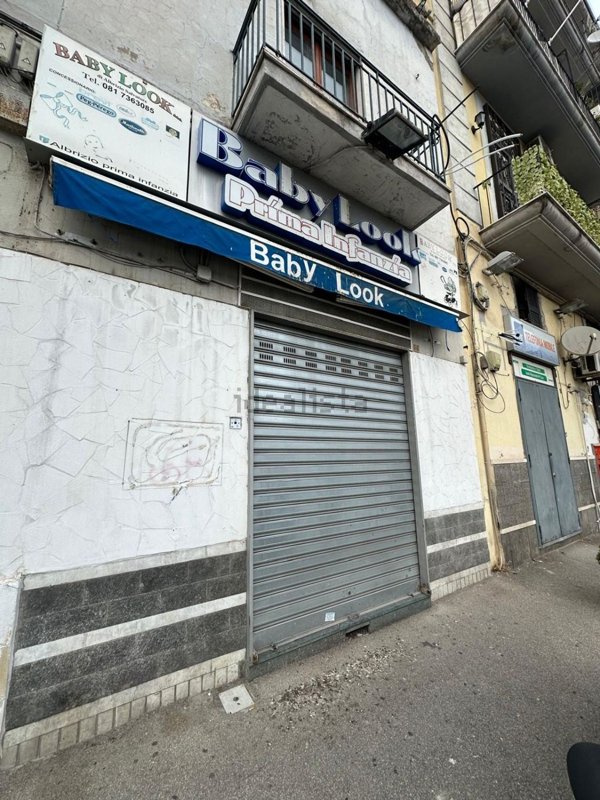 locale commerciale in affitto a Napoli in zona Secondigliano