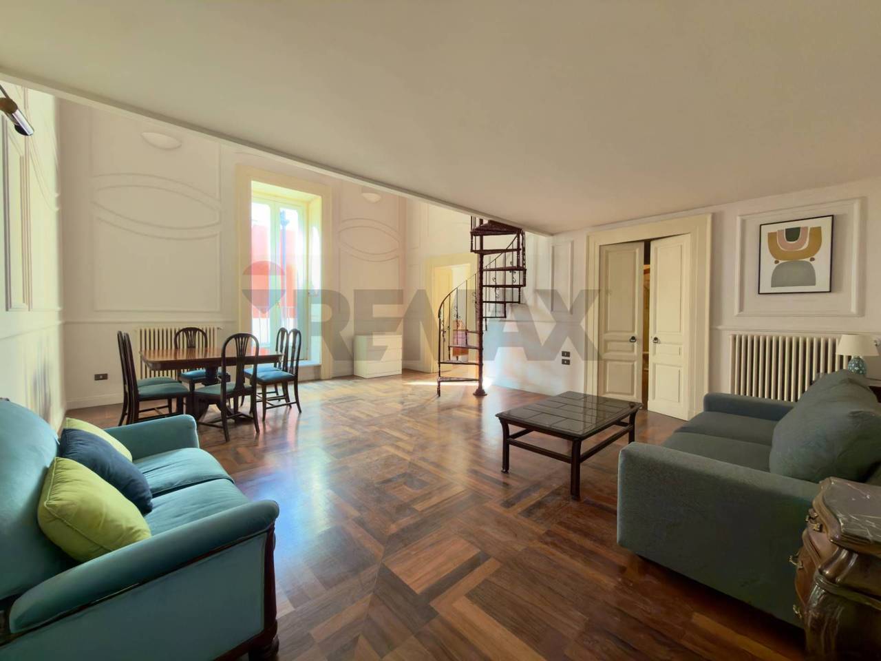 appartamento in affitto a Napoli in zona Stella