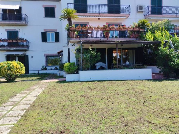 appartamento in affitto a Napoli in zona Posillipo