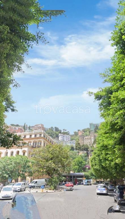 locale di sgombero in affitto a Napoli in zona Vomero