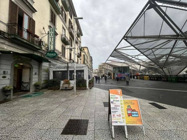 appartamento in affitto a Napoli in zona Pendino / San Giuseppe