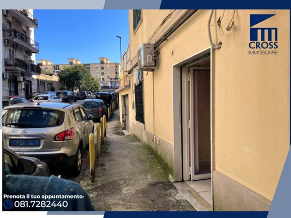 negozio in affitto a Napoli in zona Soccavo