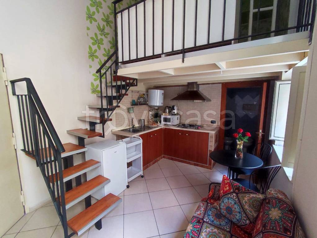 appartamento in affitto a Napoli in zona Pendino / San Giuseppe