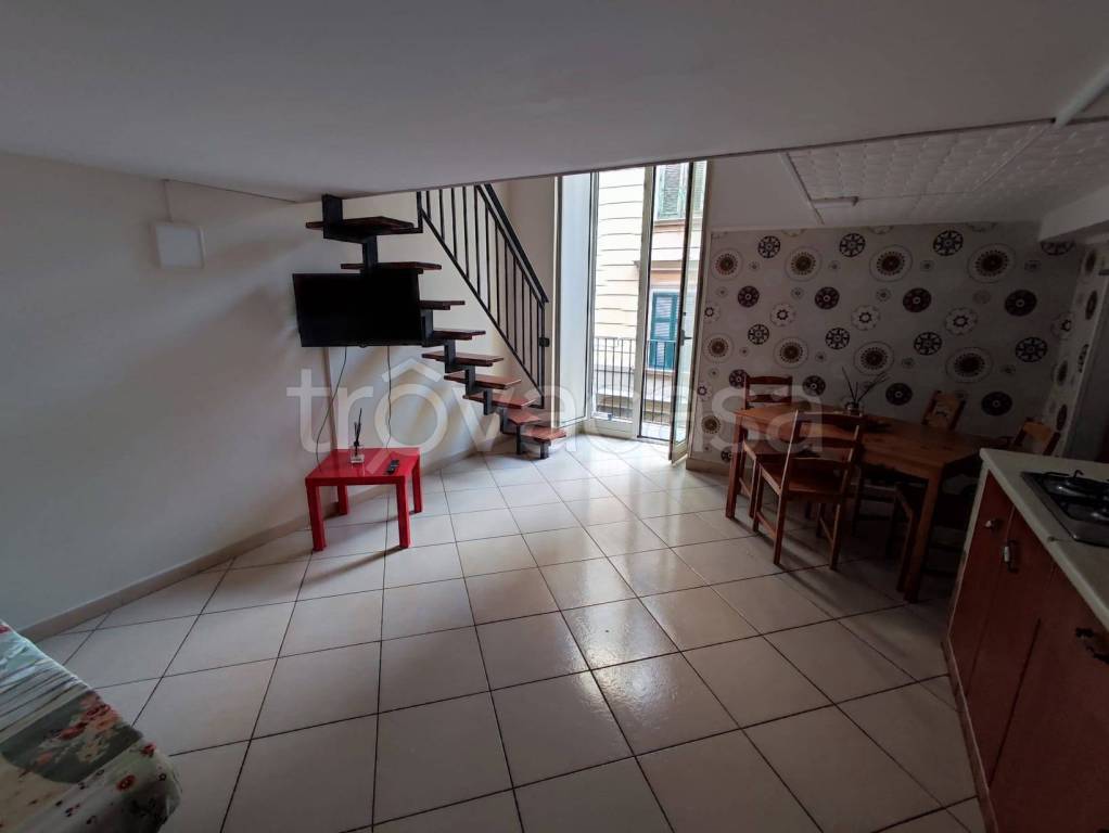 appartamento in affitto a Napoli in zona Pendino / San Giuseppe