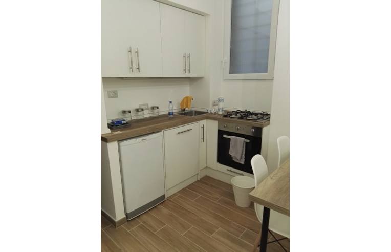 appartamento in affitto a Napoli in zona Chiaia