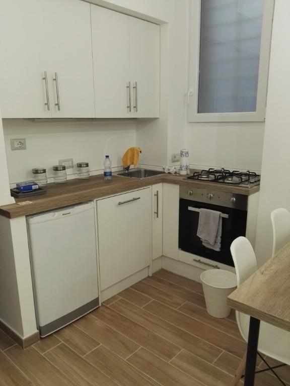 appartamento in affitto a Napoli in zona Chiaia