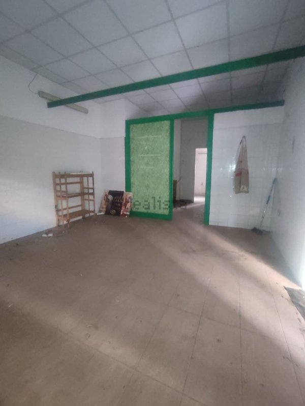 locale commerciale in affitto a Napoli in zona Pianura