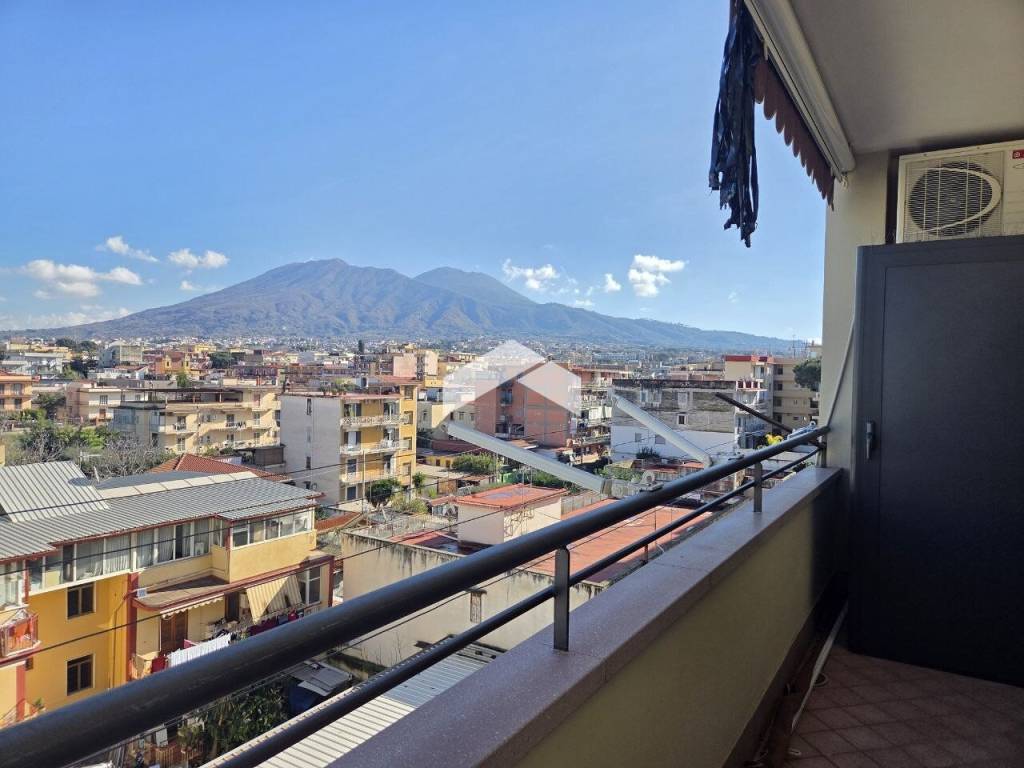 appartamento in affitto a Napoli in zona Barra