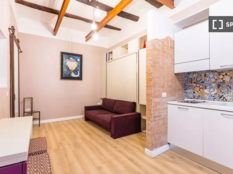 appartamento in affitto a Napoli in zona Montecalvario