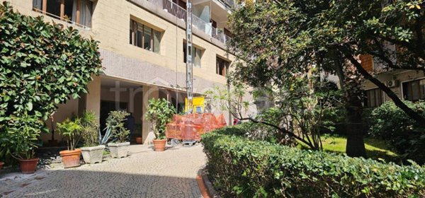 appartamento in affitto a Napoli in zona Chiaia