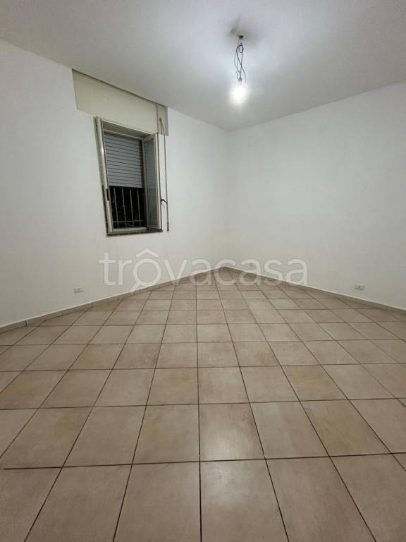 appartamento in affitto a Napoli in zona Stella