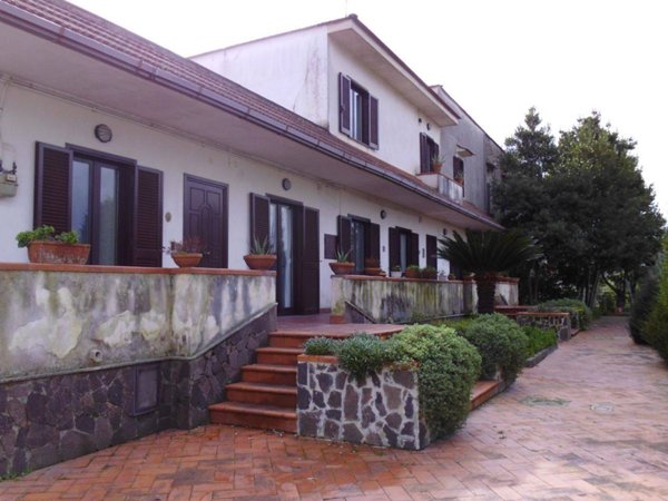 casa indipendente in affitto a Napoli in zona Piscinola