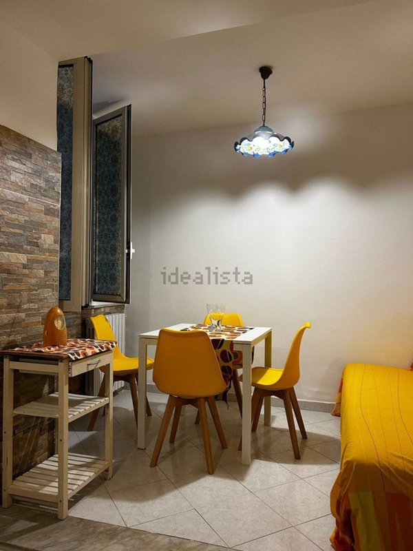 appartamento in affitto a Napoli in zona Montecalvario