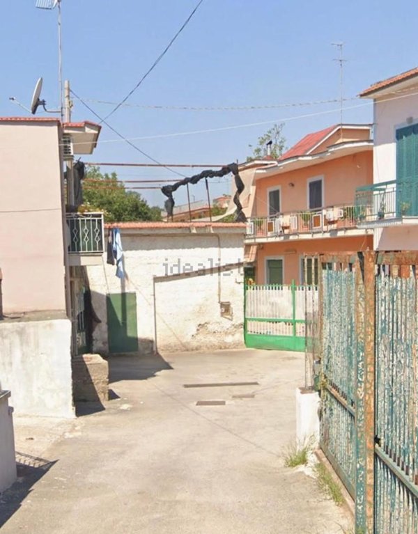 appartamento in affitto a Napoli in zona Chiaiano