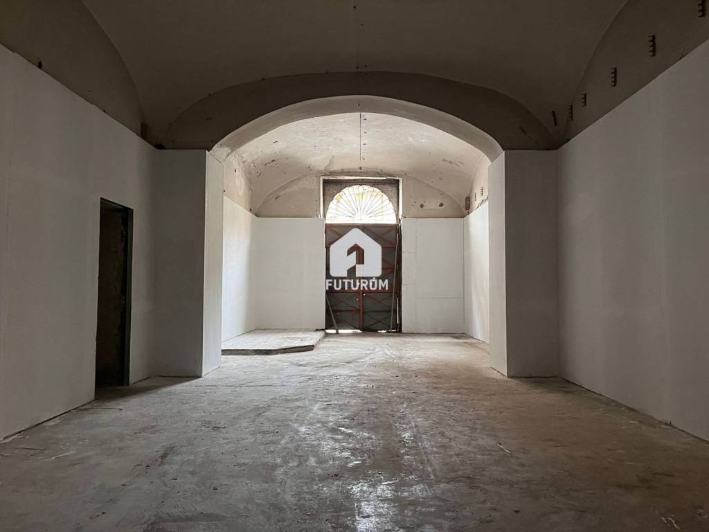 trivano in affitto a Napoli in zona San Giovanni a Teduccio