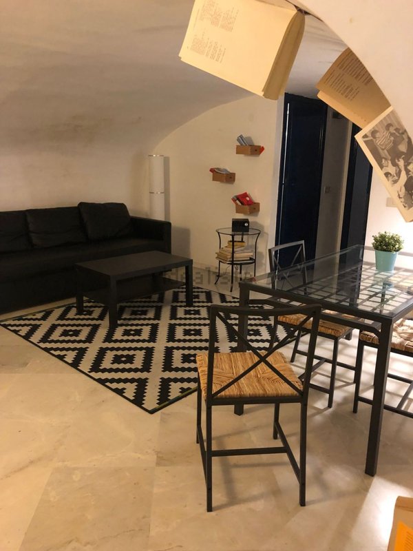 appartamento in affitto a Napoli in zona Chiaia