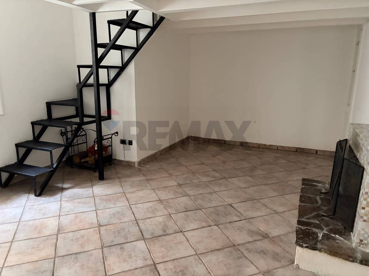 appartamento in affitto a Napoli in zona Chiaia