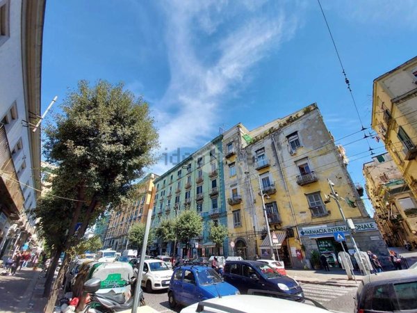 appartamento in affitto a Napoli in zona Stella