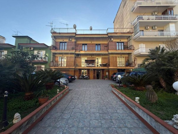 appartamento in affitto a Napoli in zona Pianura