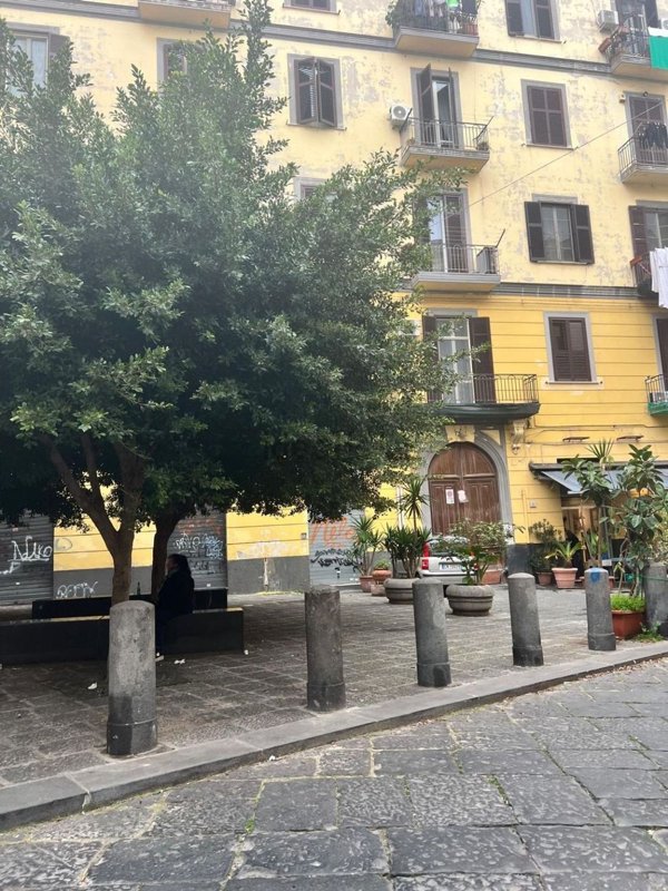 appartamento in affitto a Napoli in zona Mercato