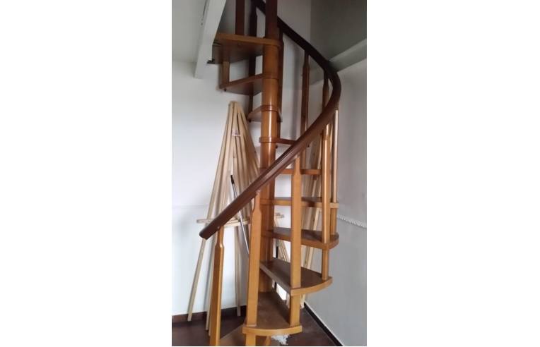 negozio in affitto a Napoli in zona San Ferdinando