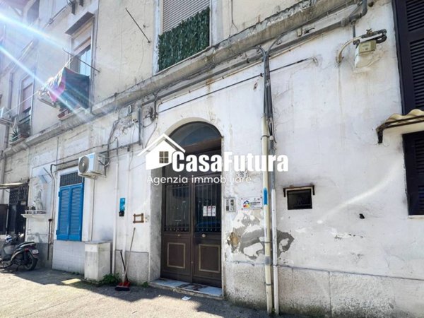 appartamento in affitto a Napoli in zona San Carlo all'Arena