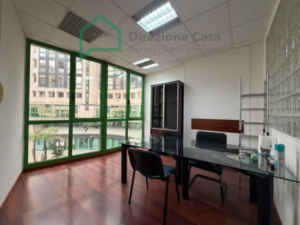 ufficio in affitto a Napoli in zona Poggioreale