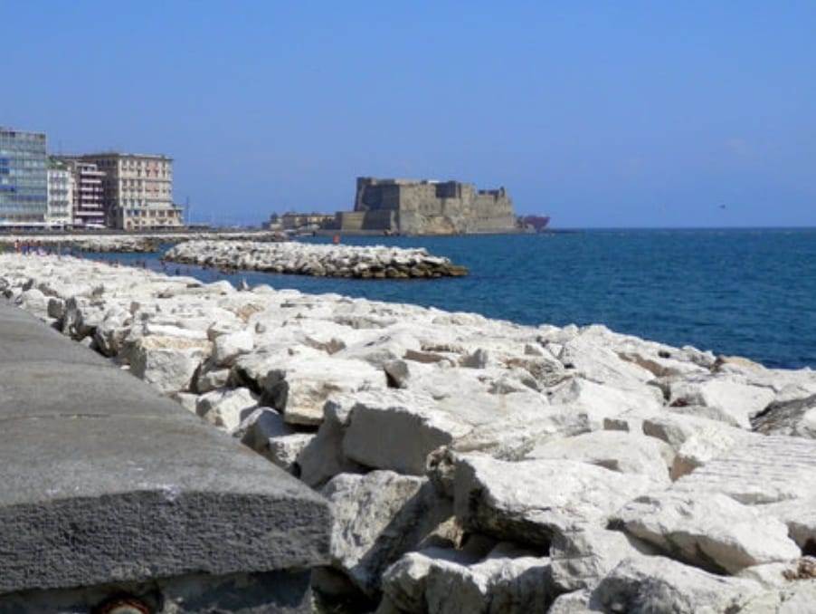 ufficio in affitto a Napoli in zona Chiaia