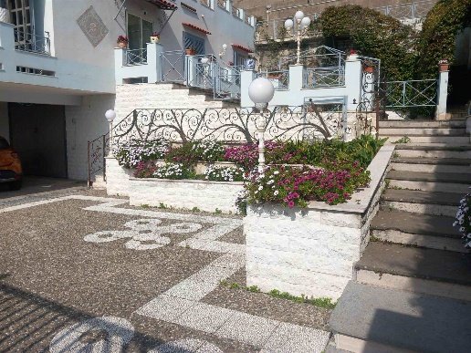 appartamento in affitto a Napoli in zona Capodimonte / Colli Aminei