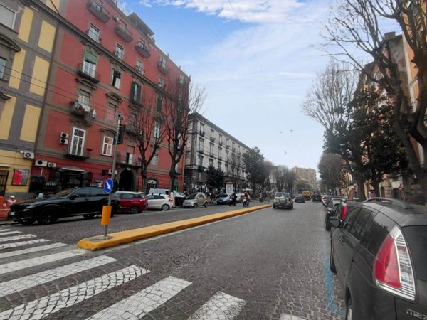 appartamento in affitto a Napoli in zona San Carlo all'Arena