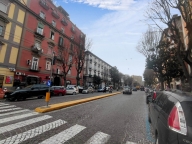 locale commerciale in vendita a Napoli in zona San Carlo all'Arena