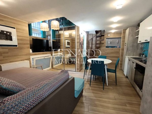 appartamento in affitto a Napoli