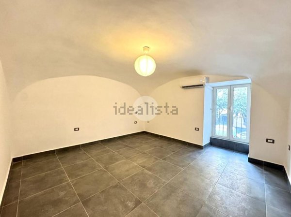 appartamento in affitto a Napoli in zona Stella