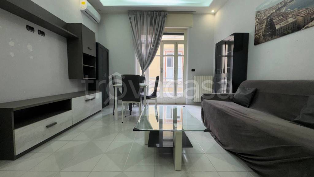 appartamento in affitto a Napoli in zona Avvocata