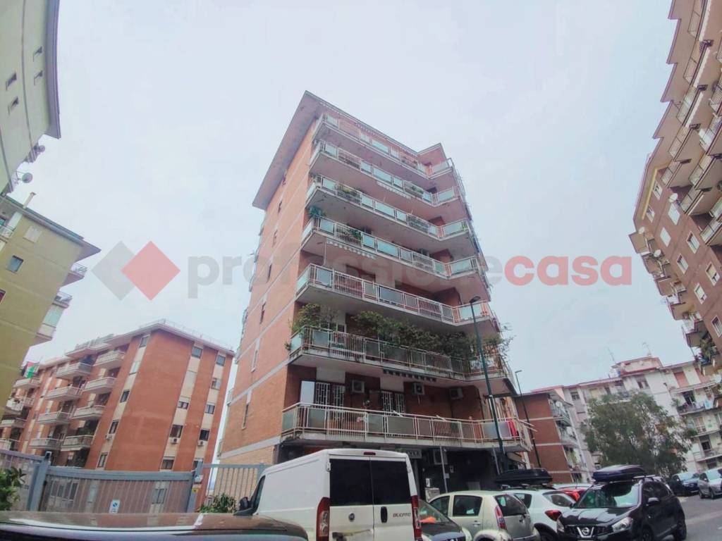 ufficio in affitto a Napoli in zona Vomero