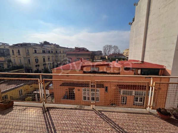 ufficio in affitto a Napoli in zona Chiaia